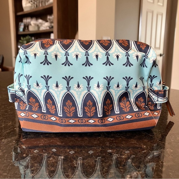 New Tory Burch Virginia Printed Large Cosmetic Case, Lola Montez, Makeup Bag - Picture 3 of 13